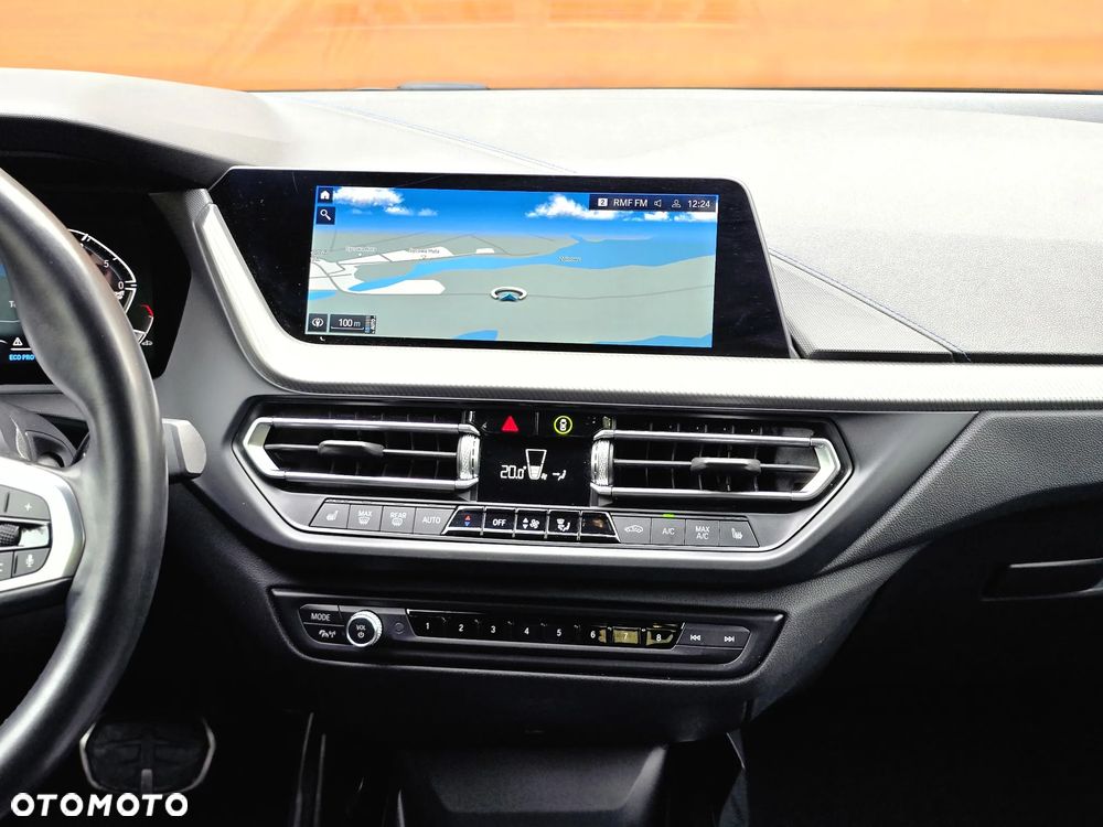 BMW Seria 2 218i M Sport - 18