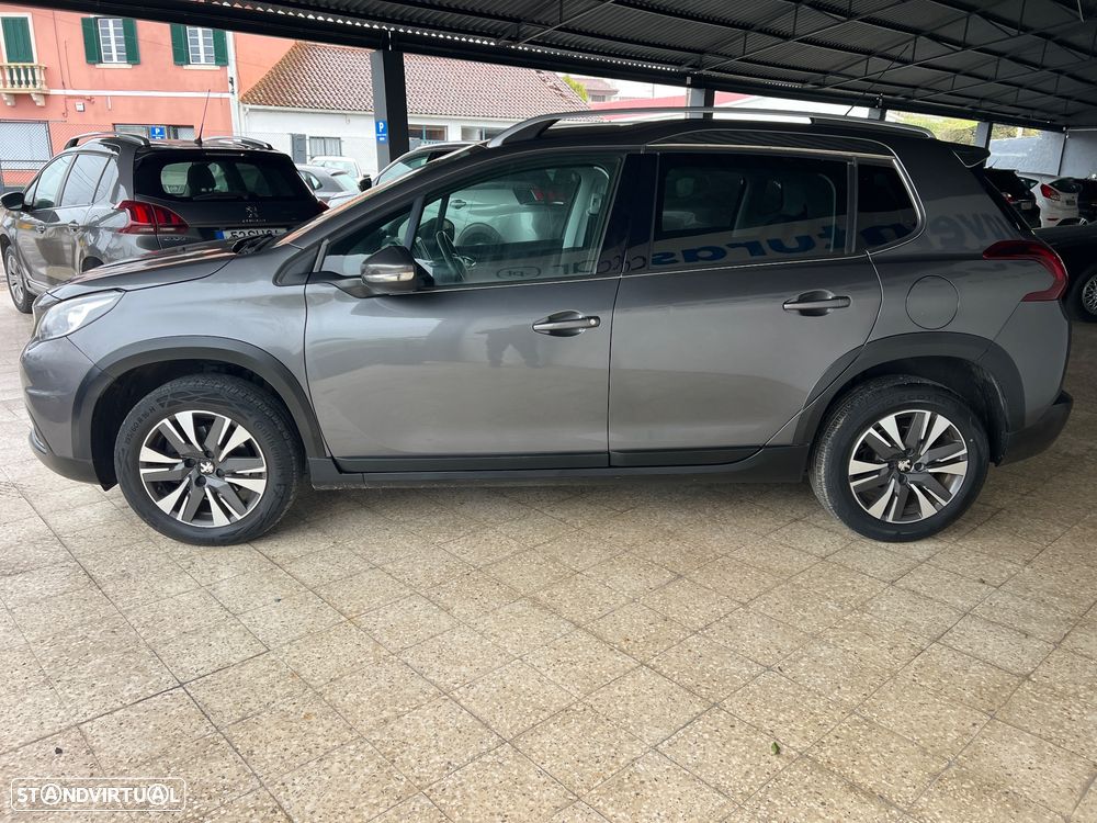 Peugeot 2008 1.2 PureTech Allure - 7