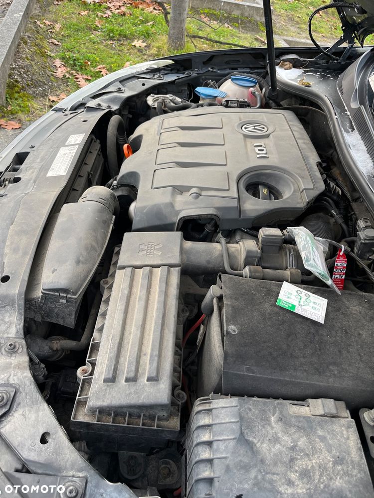 Volkswagen Golf VI 1.6 TDI Comfortline DSG - 10