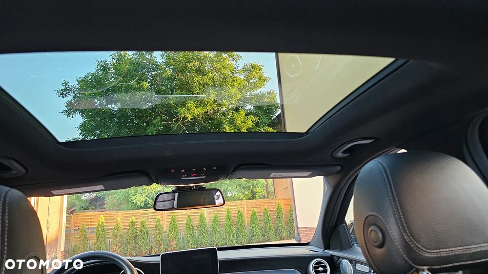 Mercedes-Benz Klasa C 300 7G-TRONIC - 26