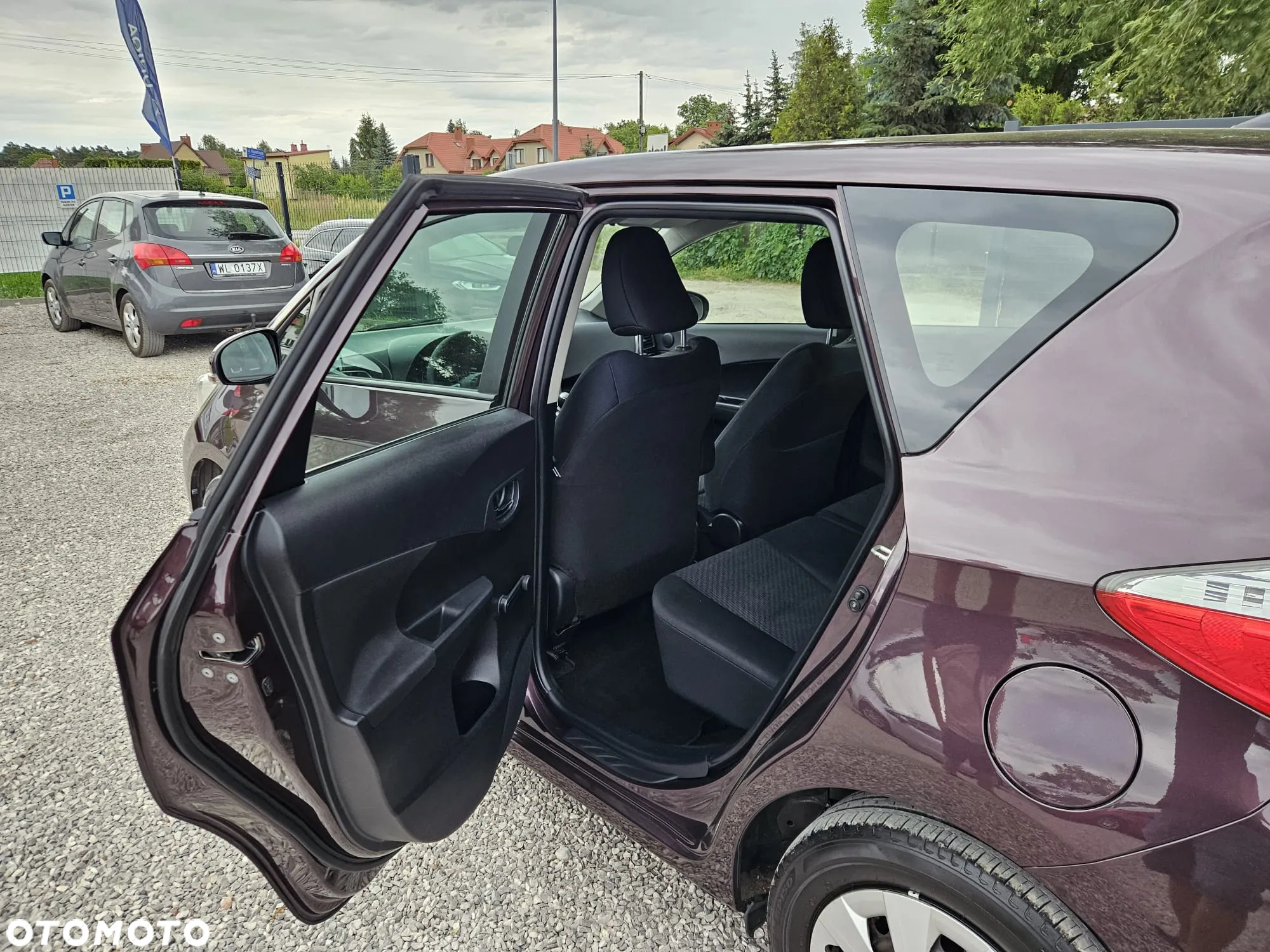 Toyota Verso S 1.33 VVT-i Life - 29