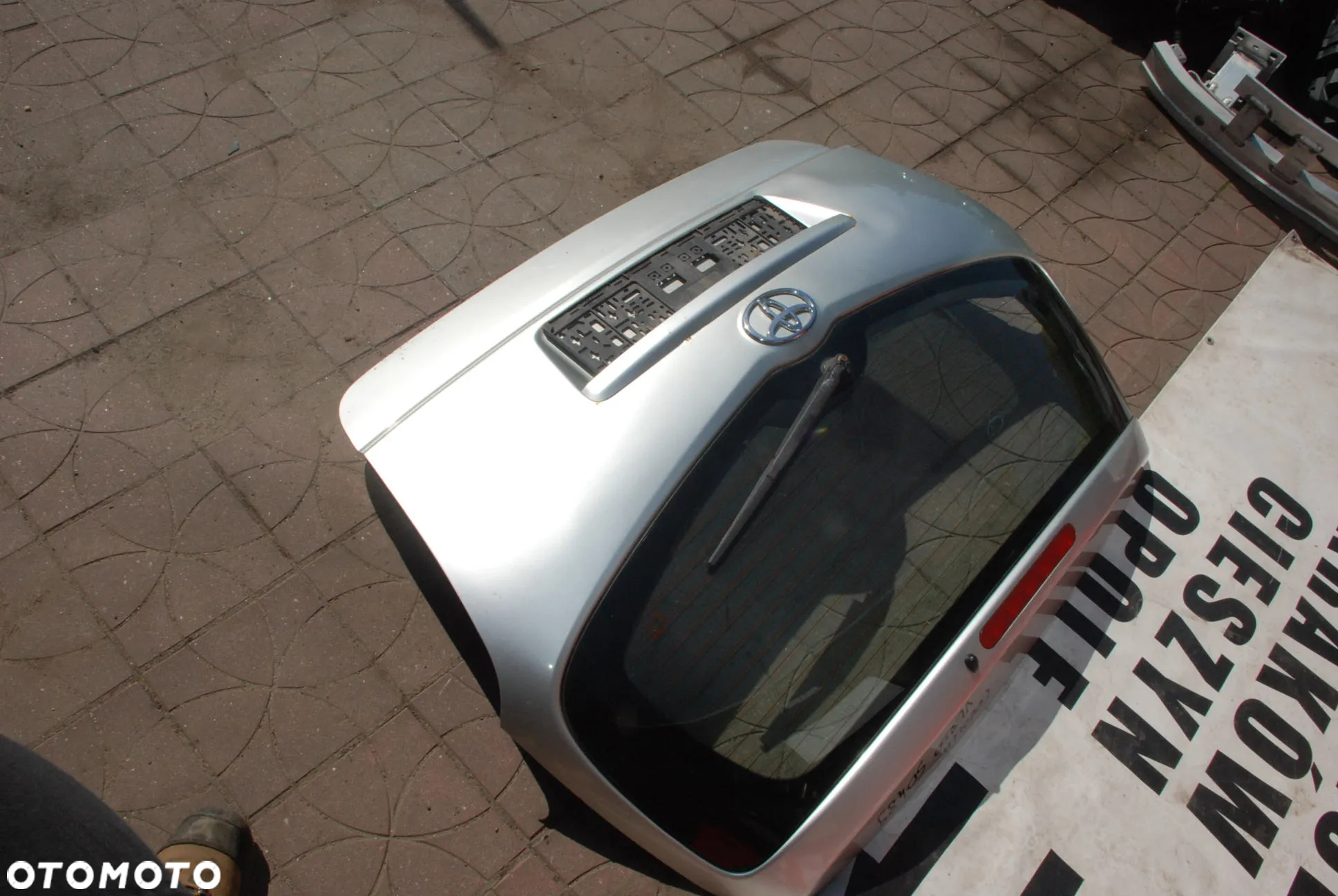 toyota corolla verso klapa nr 50489 WYSYŁKA - 3