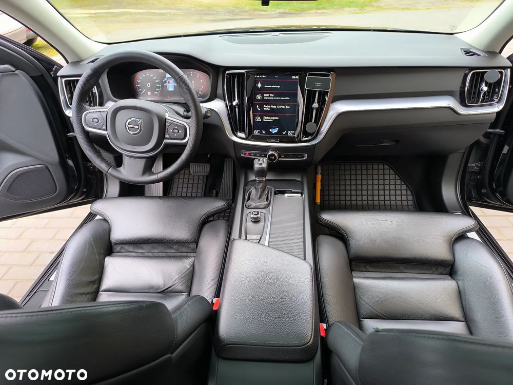Volvo V60 T5 GPF Momentum - 12