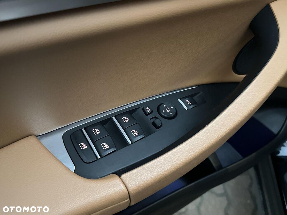 BMW X4 xDrive20d sport - 32