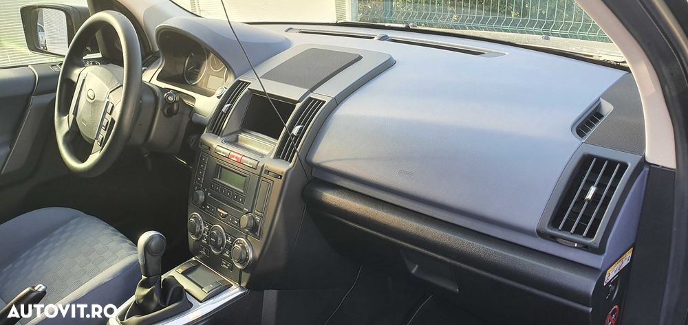 Land Rover Freelander 2.2 TD4 SE - 15