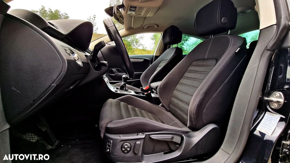 Volkswagen Passat CC 2.0 TDI 4Motion BlueMotion Technology - 4