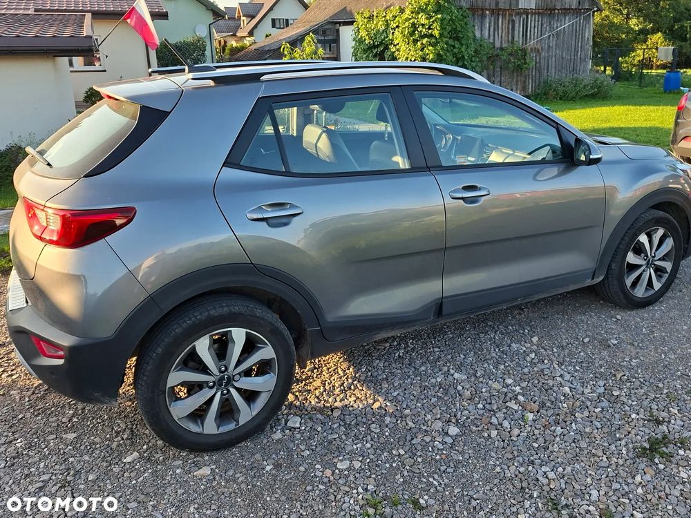 Kia Stonic 1.2 L - 3