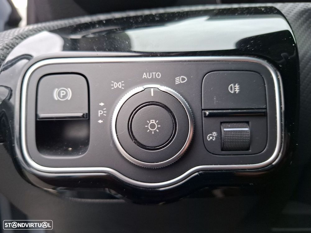 Mercedes-Benz A 200 - 20