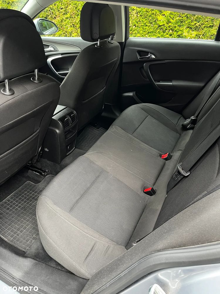 Opel Insignia 1.8 - 6