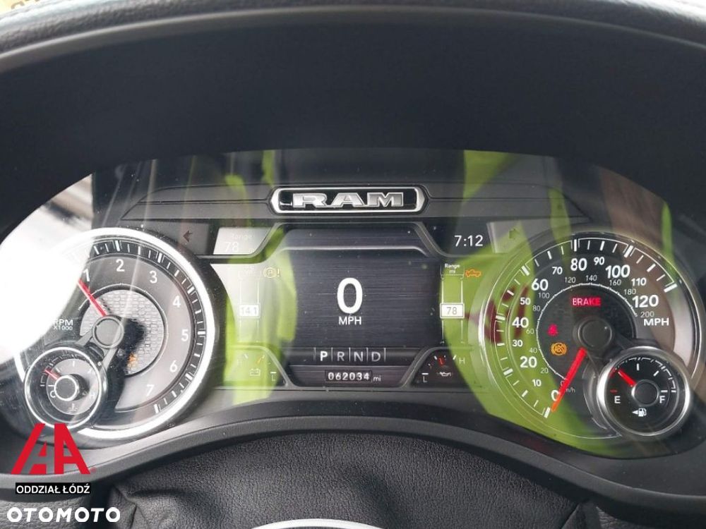RAM 1500 - 11