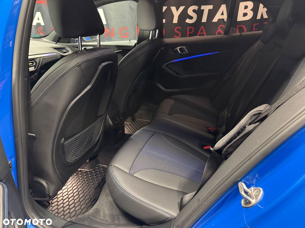 BMW Seria 1 118i M Sport - 11