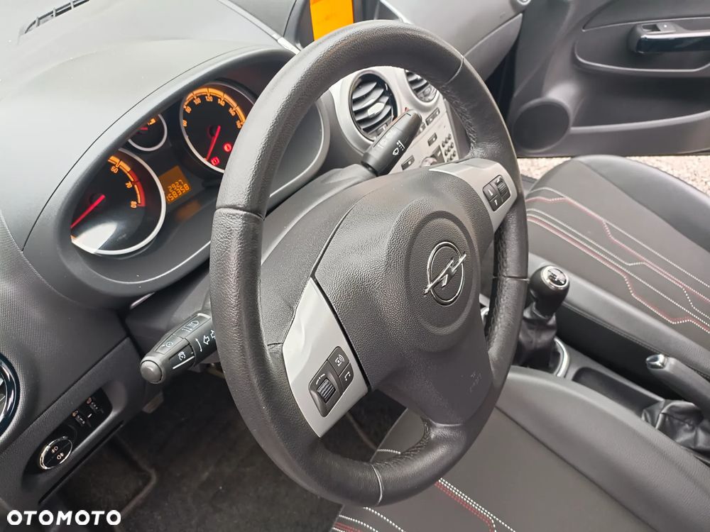 Opel Corsa 1.4 16V 150 Jahre - 13