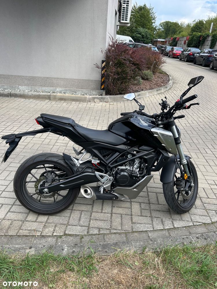 Honda CBF - 2
