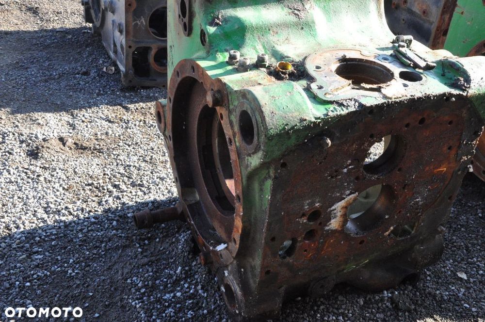 OBUDOWA MOSTU TYŁ JOHN DEERE L155489 - 4