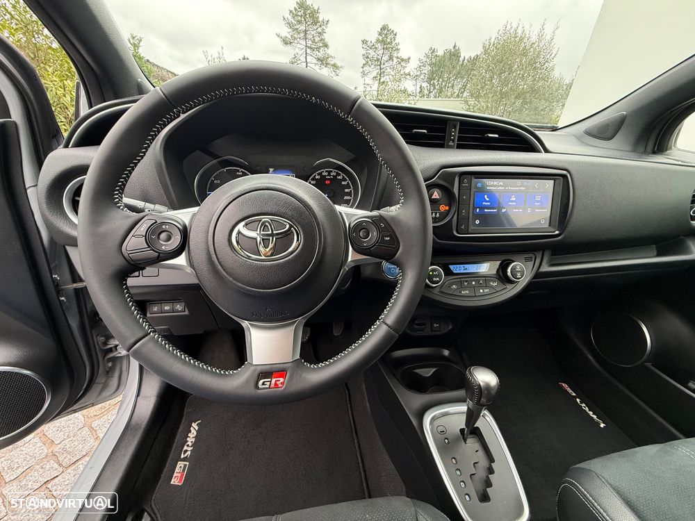 Toyota Yaris 1.5 HSD GR Sport - 20