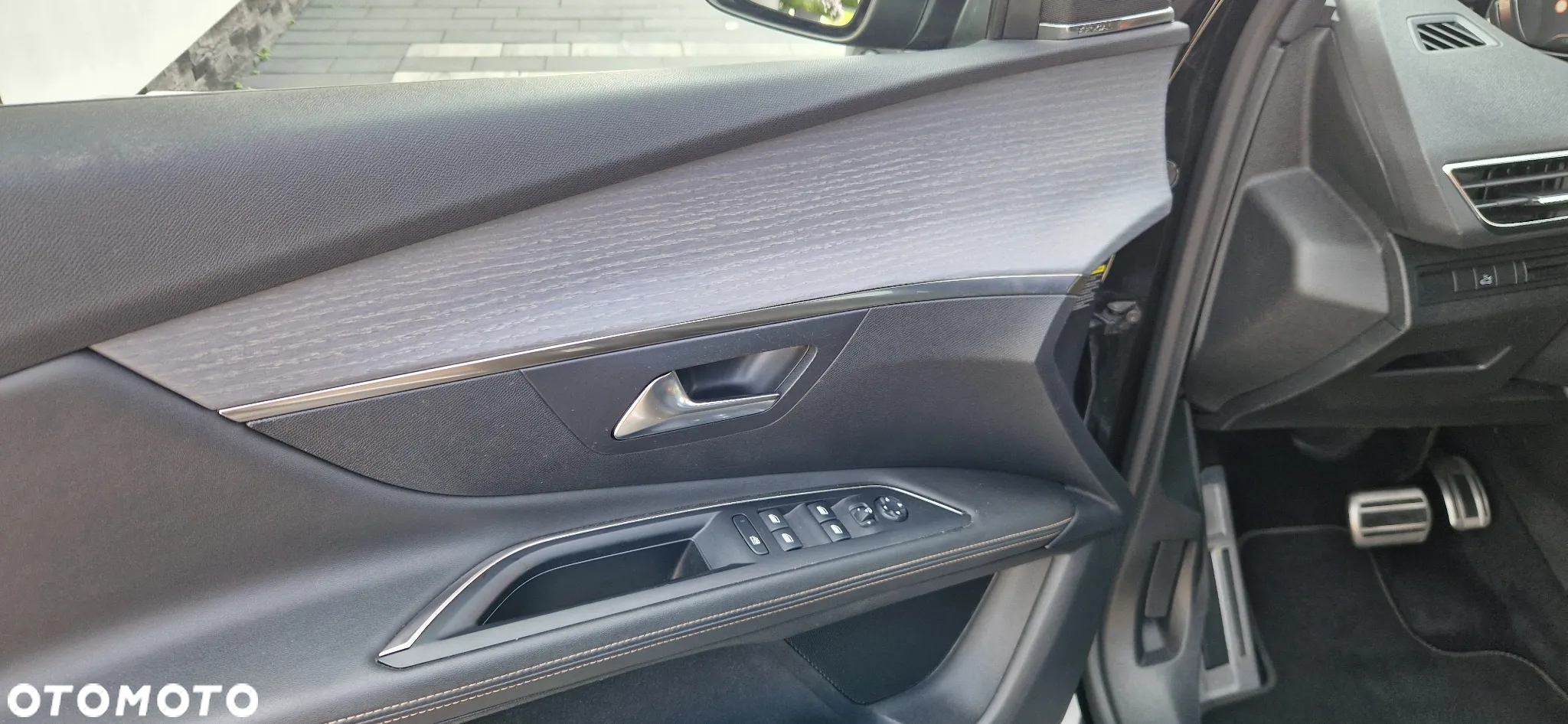 Peugeot 3008 BlueHDi 180 Stop & Start EAT8 GT - 12
