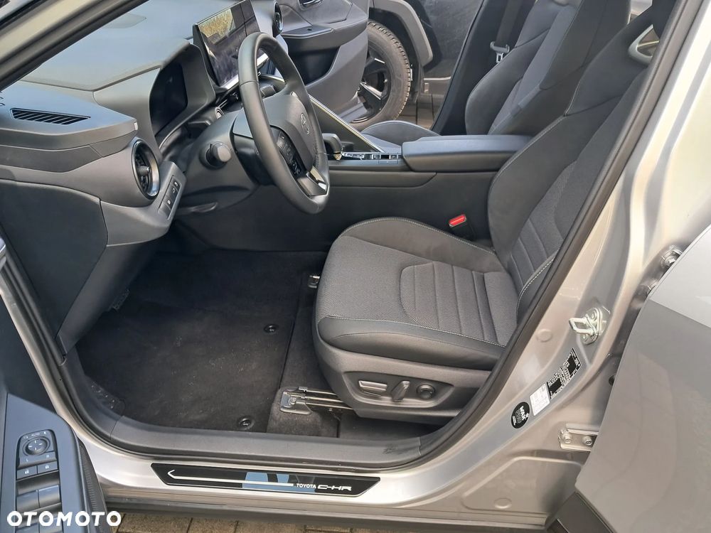 Toyota C-HR - 30