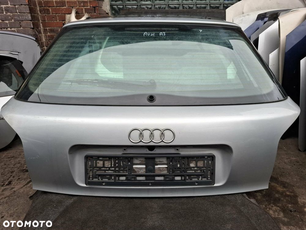 Audi A3 8L klapa bagażnika - 1