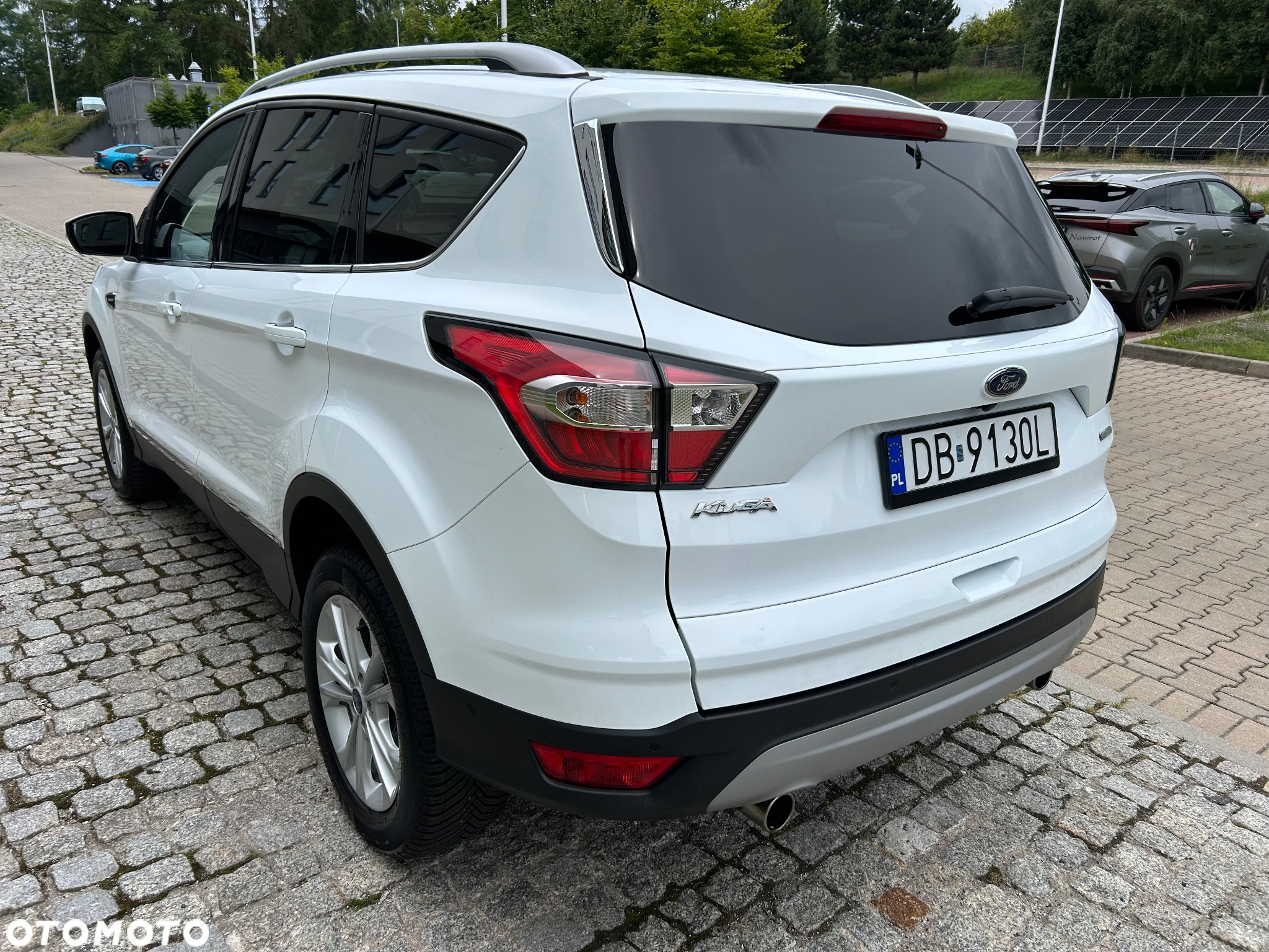 Ford Kuga 1.5 EcoBoost 2x4 Titanium - 10
