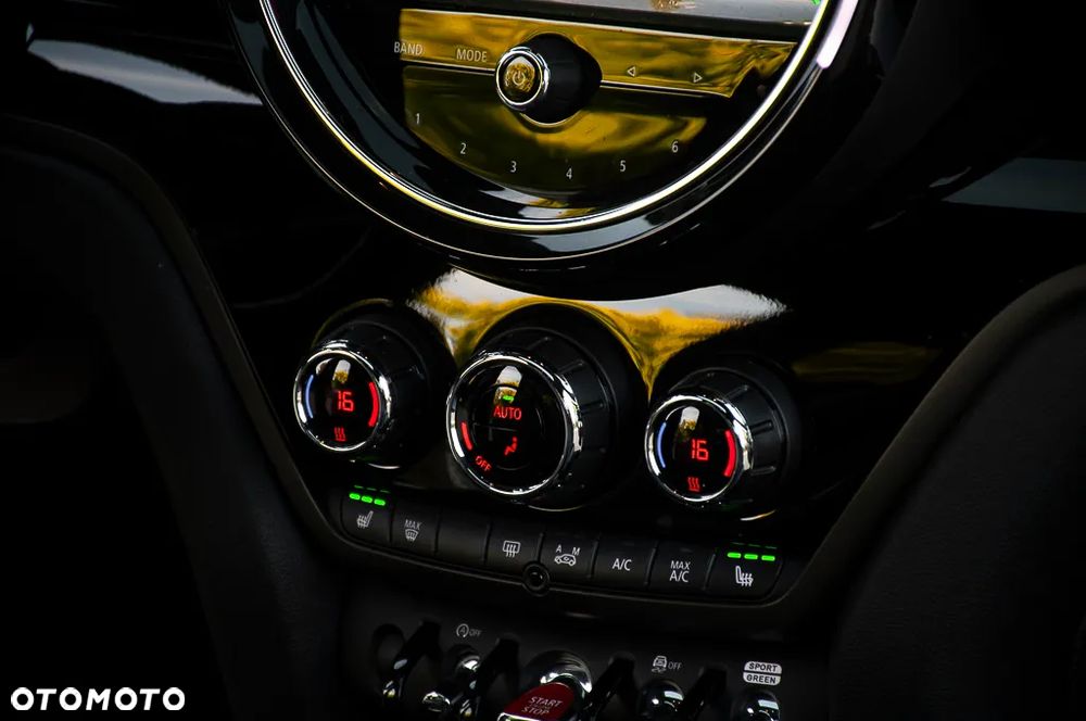 MINI Countryman - 24