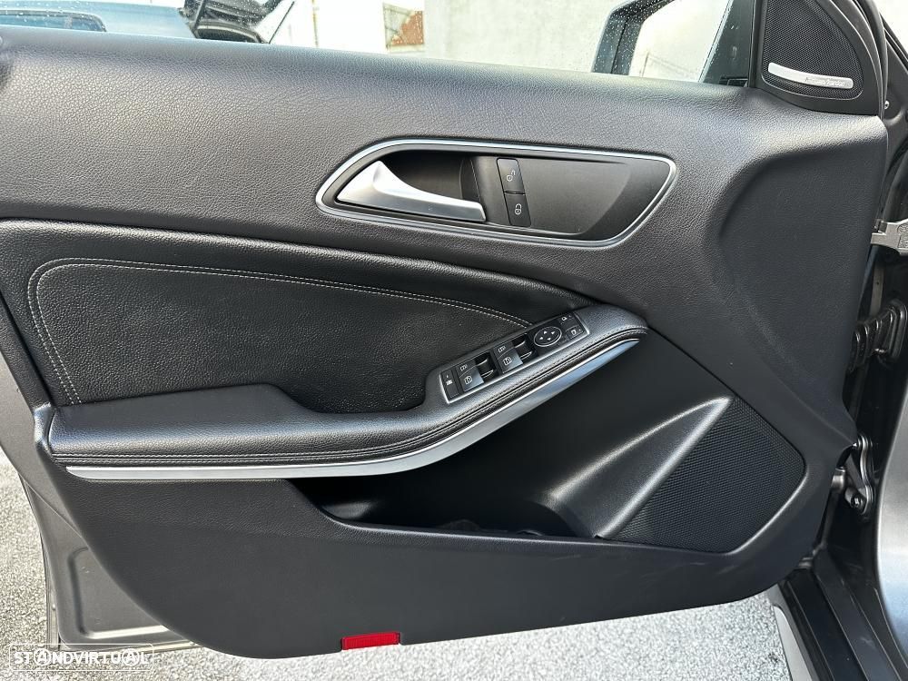 Mercedes-Benz GLA 220 CDI 7G-DCT AMG Line - 22