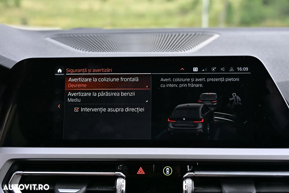 BMW Seria 3 318d Touring Aut. Advantage - 31
