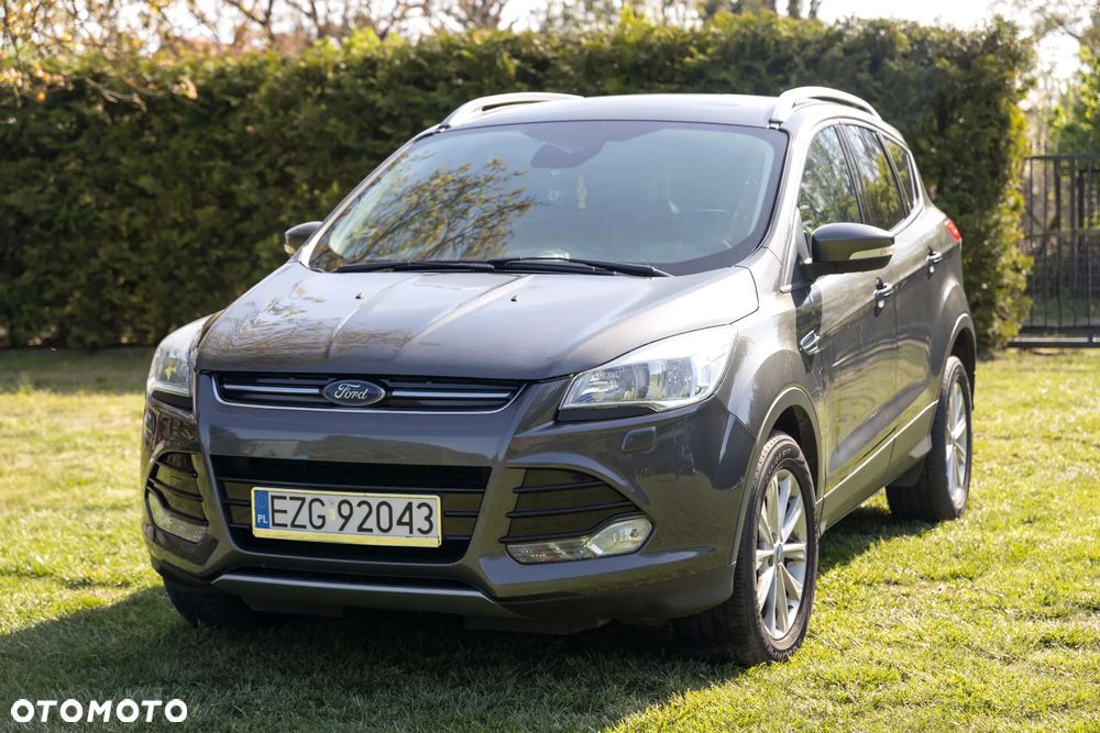Ford Kuga - 2