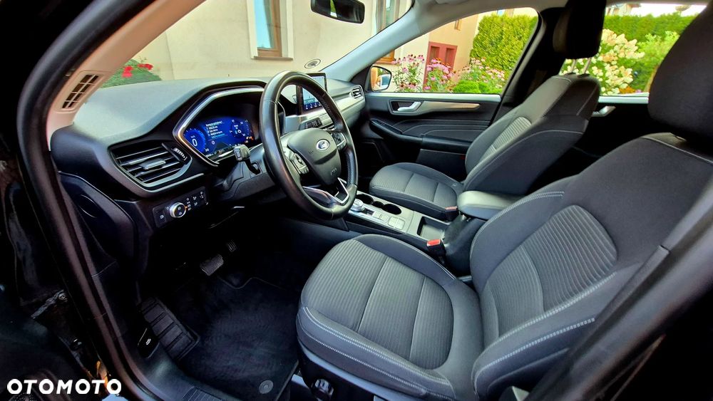 Ford Kuga - 19