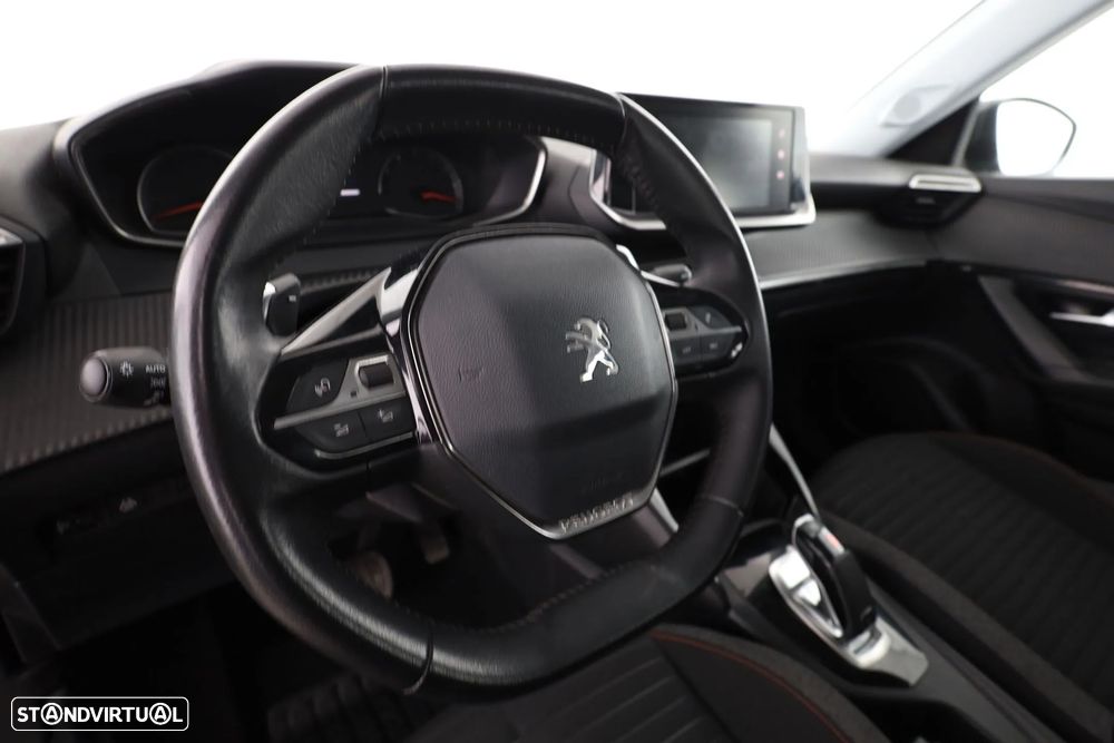 Peugeot 2008 1.2 PureTech Active Pack EAT8 - 10