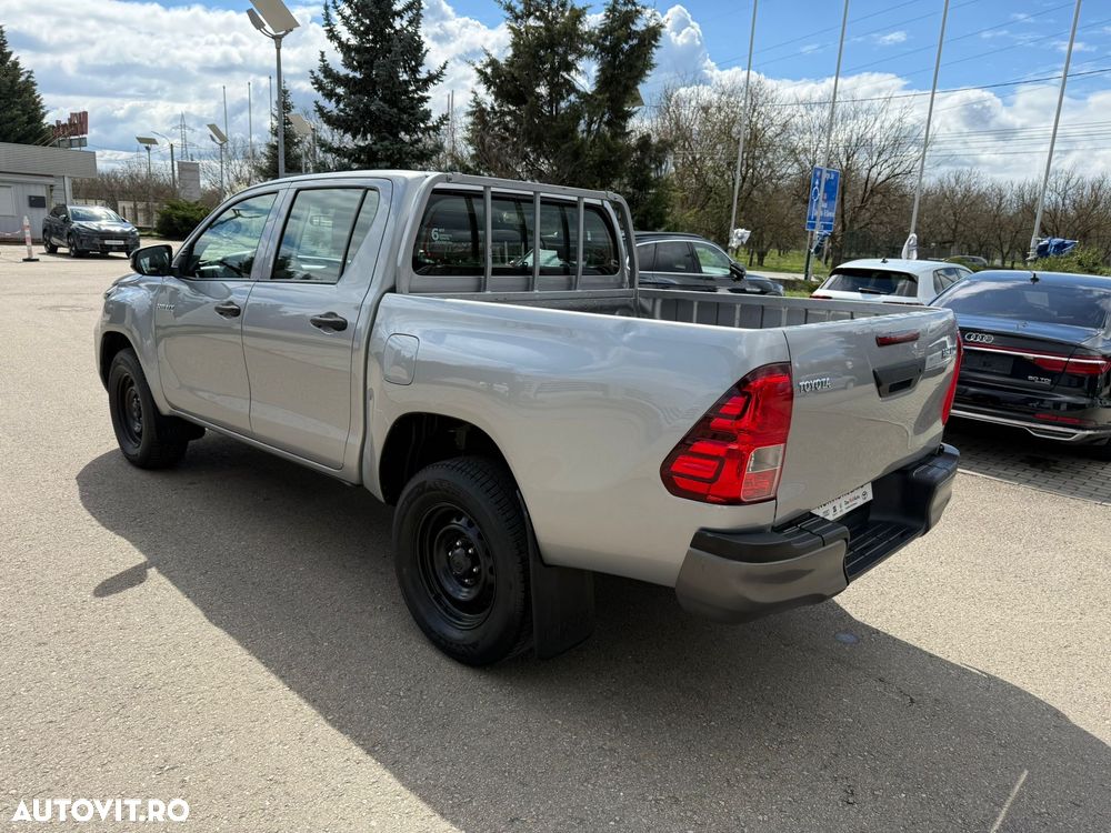 Toyota Hilux 4x4 Double Cab Comfort - 13
