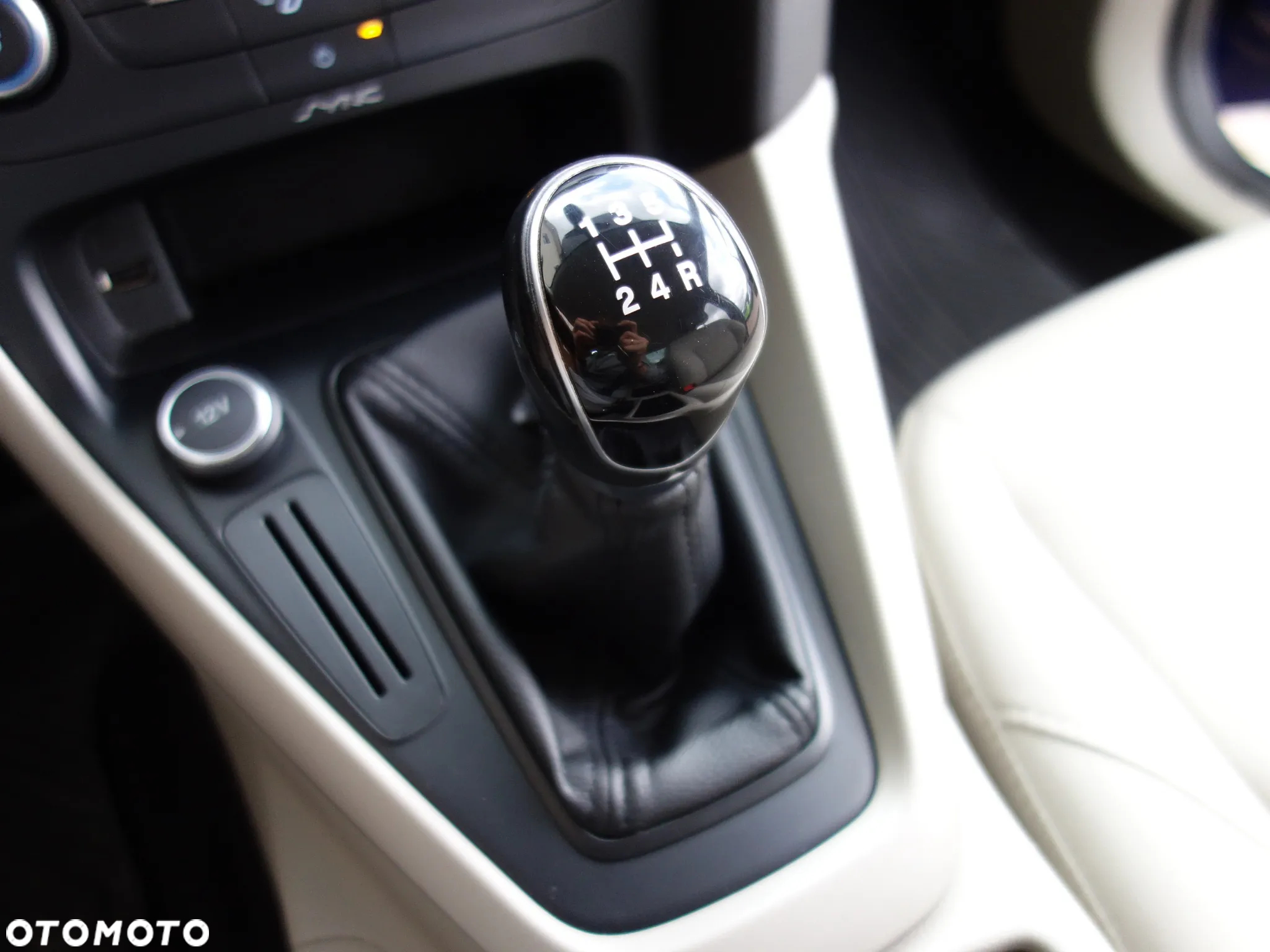 Ford Focus 1.6 Platinium X - 28