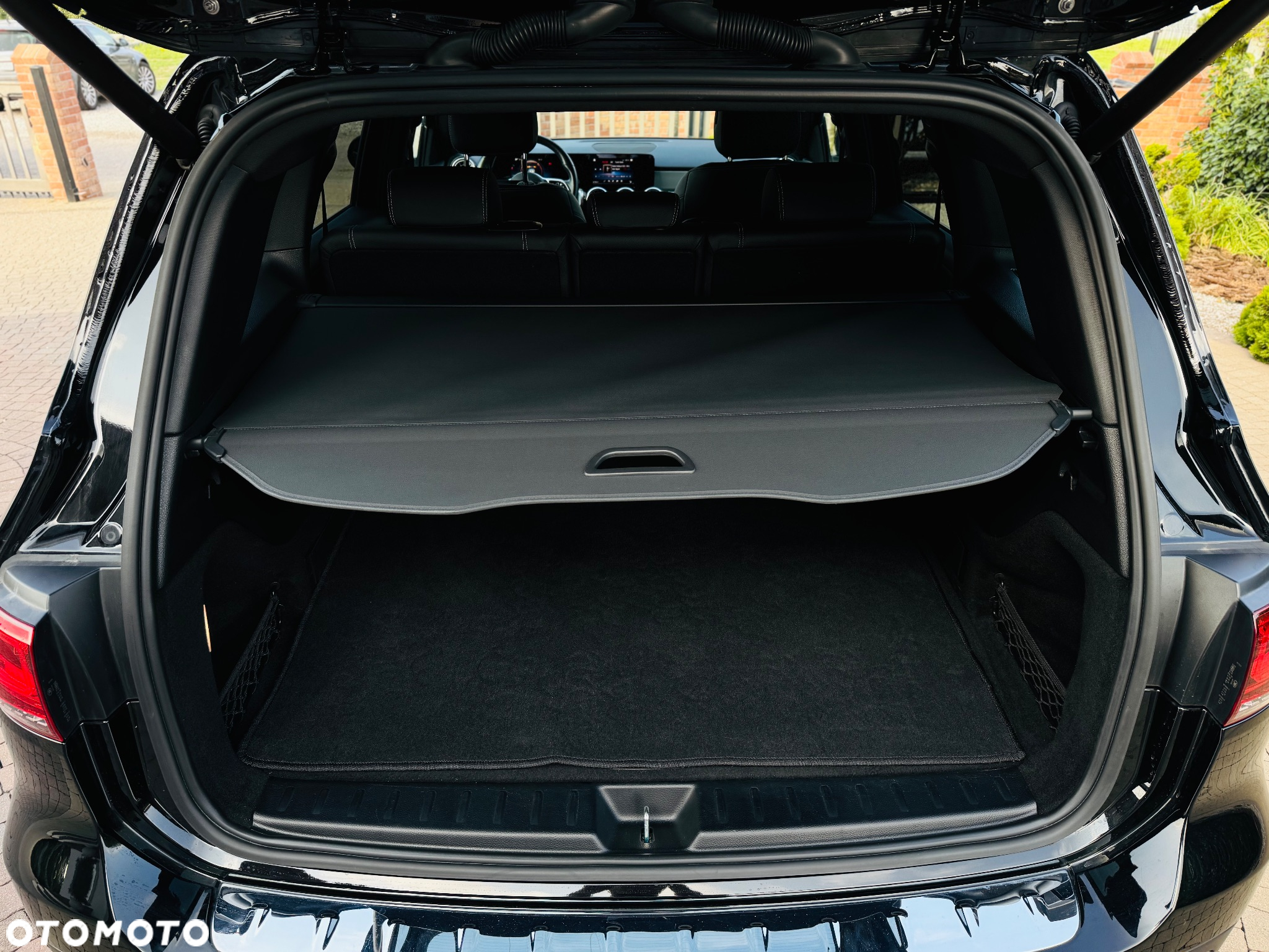 Mercedes-Benz GLB 200 d 4-Matic Style 8G-DCT - 18