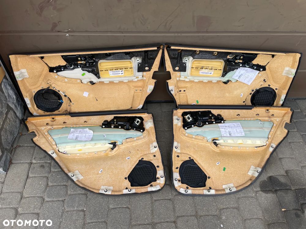 Mercedes Benz C KLASA W203 Boczki Tapicerka drzwi Komplet AVANGARDE KOMBI - 8