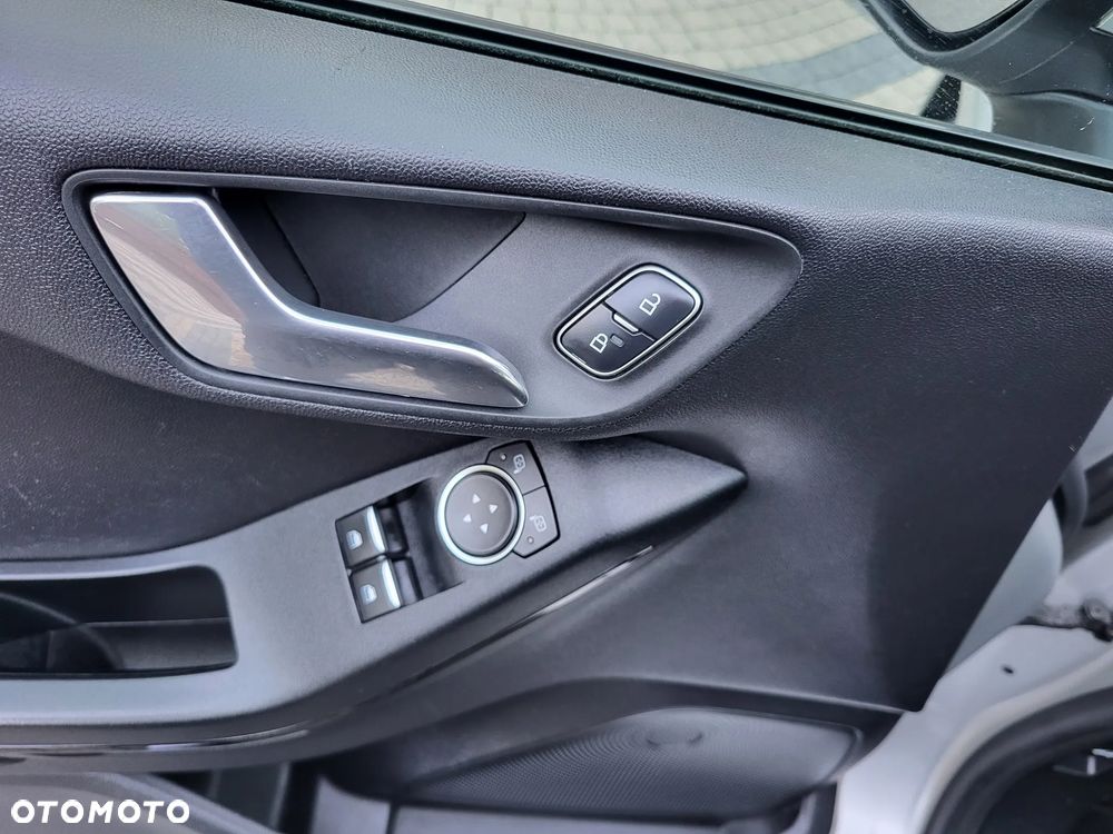 Ford Fiesta 1.1 S&S TREND - 18