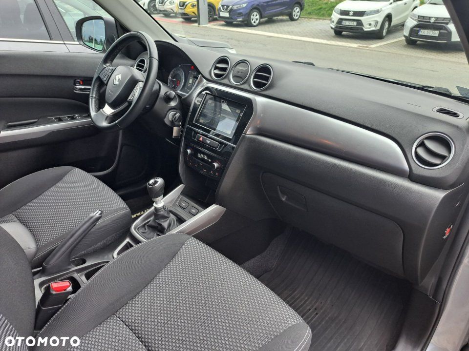 Suzuki Vitara - 3
