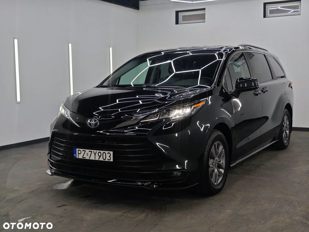 Toyota Sienna - 30