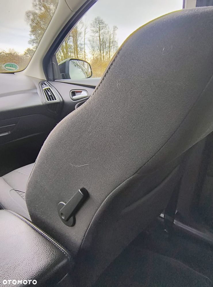 Ford Focus - 16