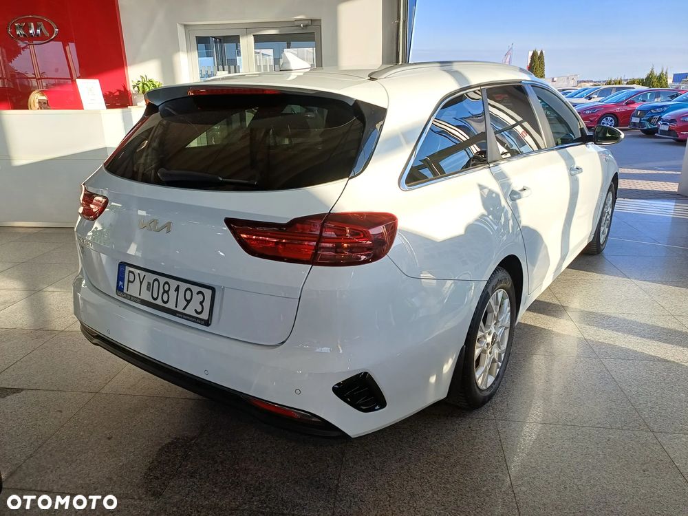 Kia Ceed 1.5 T-GDI M - 5