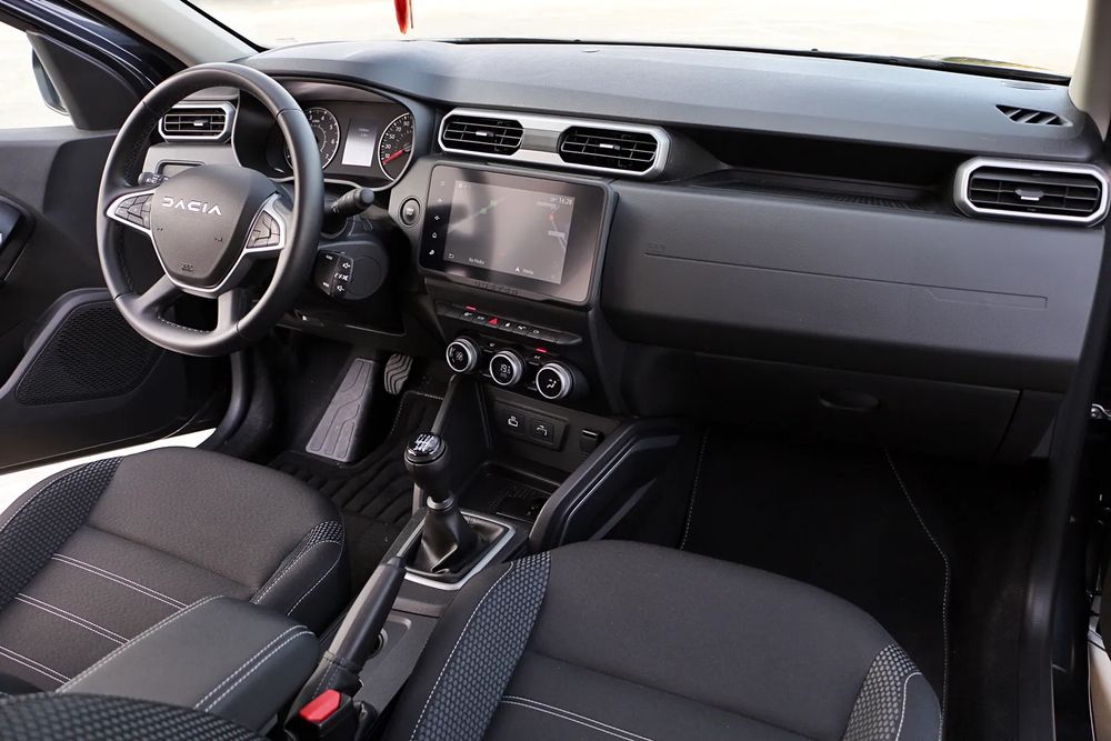 DACIA Duster 2024 second hand de vanzare 2024, benzina 18.000 €, 10