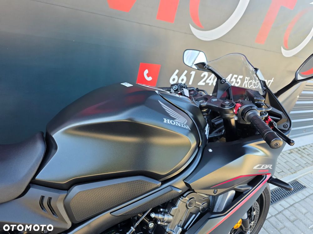 Honda CBR - 29