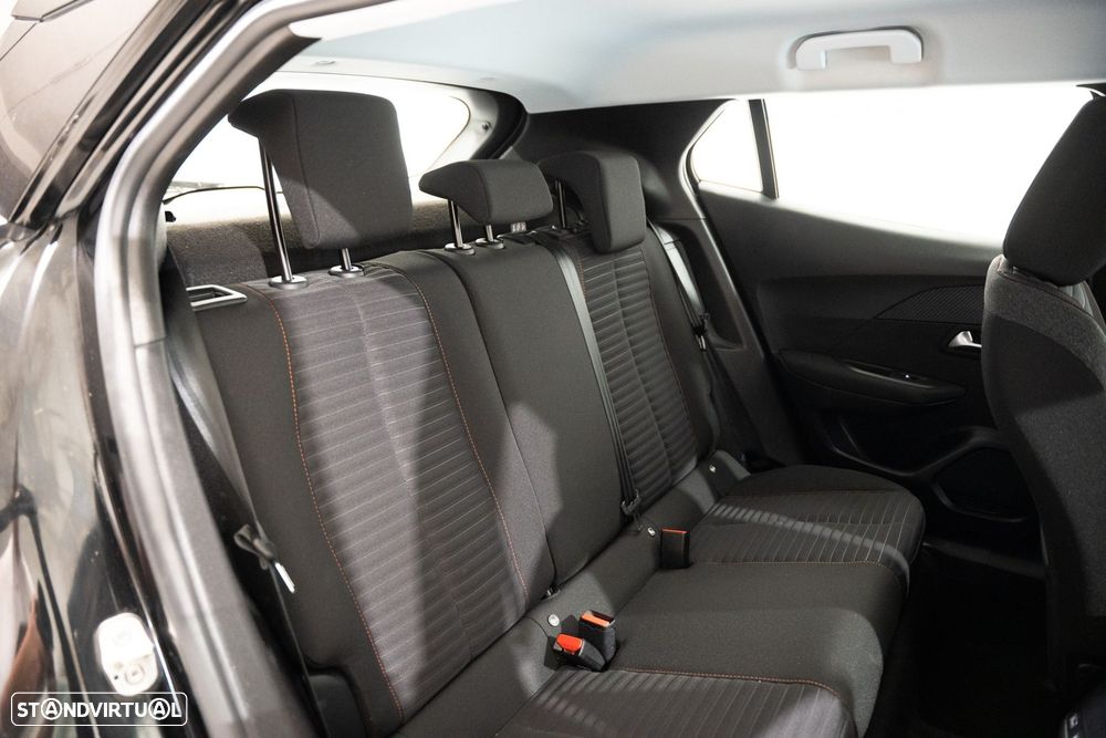 Peugeot e-2008 50 kWh Active Pack - 24