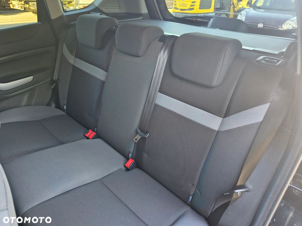 Ford Kuga 2.0 TDCi 2x4 Champions Edition - 21