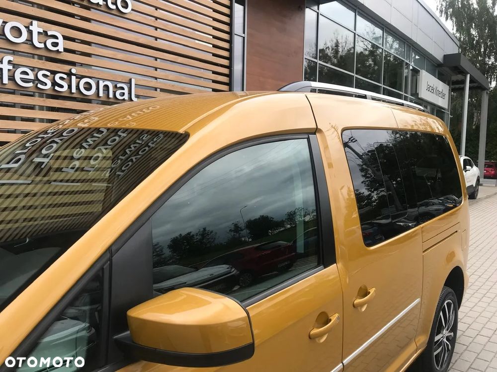 Volkswagen Caddy Maxi 2.0 TDI Highline 4Motion DSG - 17