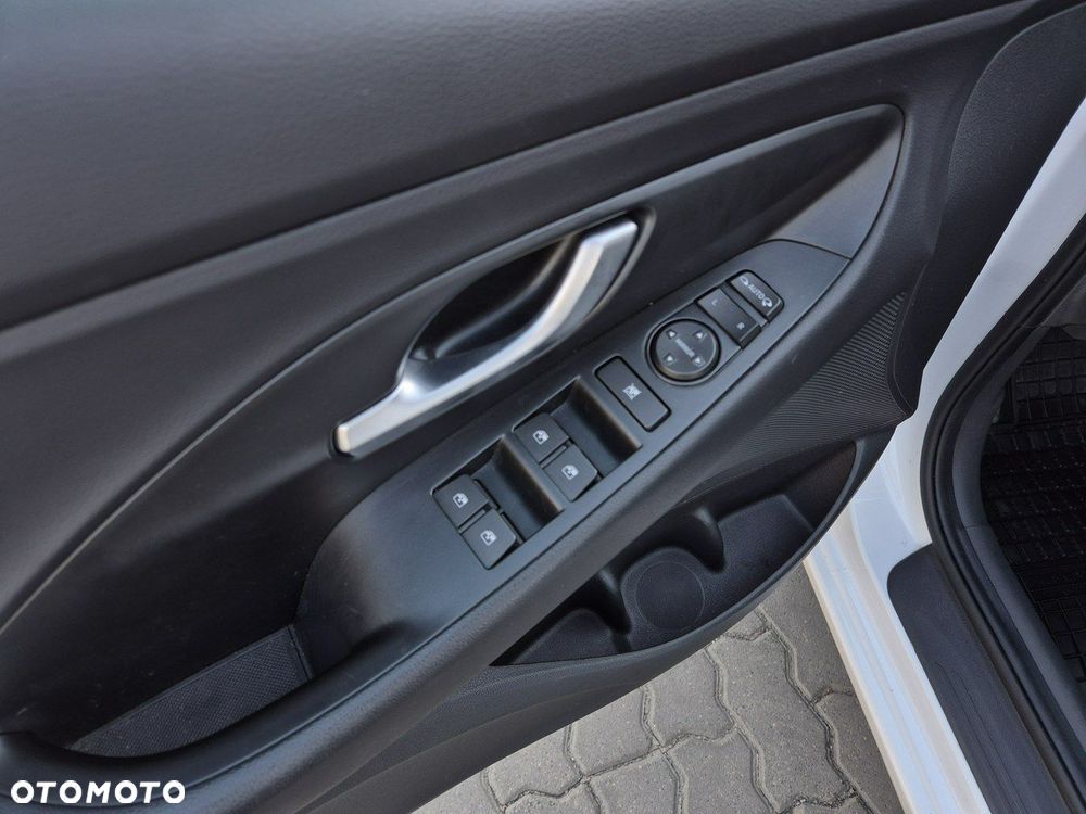 Hyundai i30 1.0 T-GDI Smart - 14