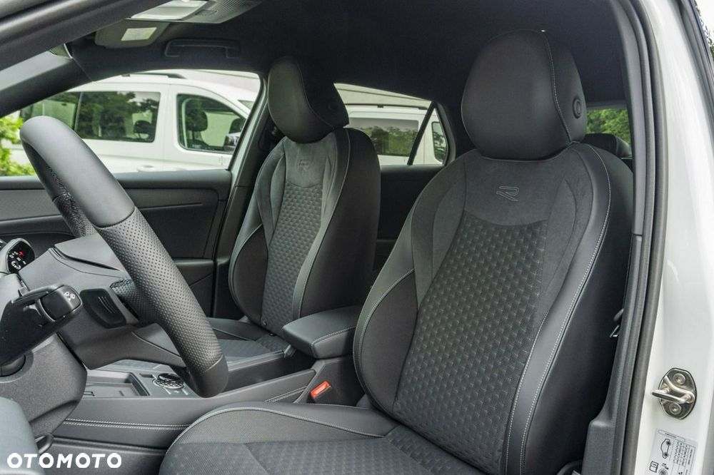 Volkswagen T-Roc - 18