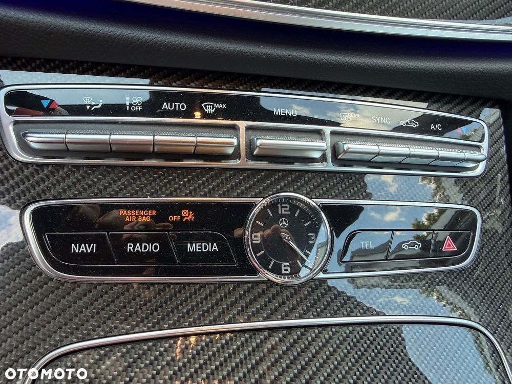 Mercedes-Benz Klasa E 53 AMG 4Matic AMG Speedshift 9G-MCT - 23