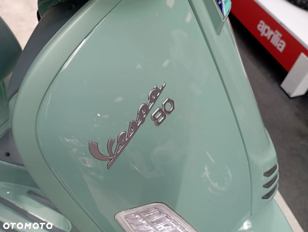Vespa GTS - 22