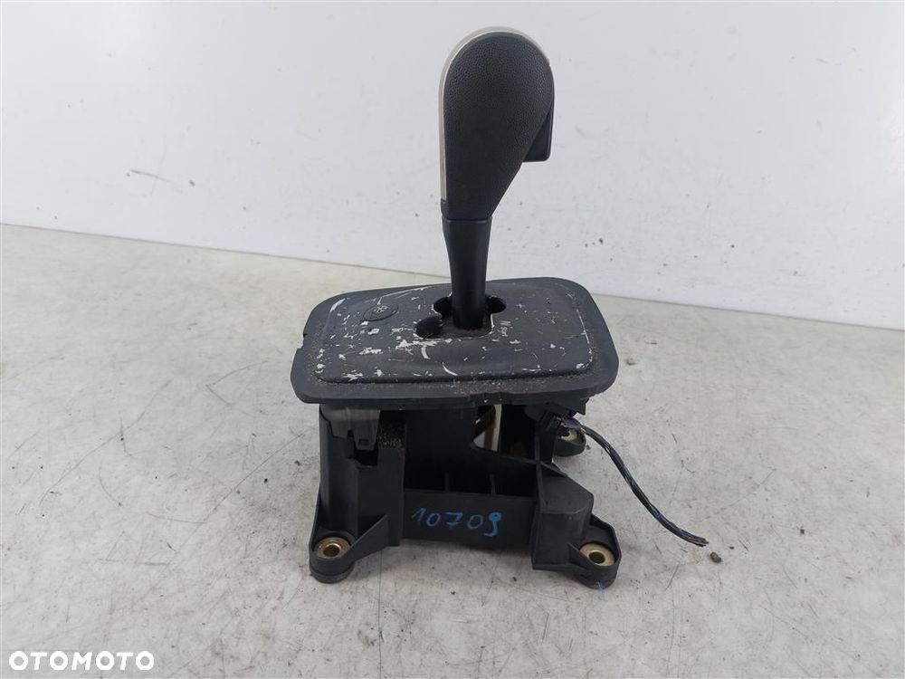 Lewarek zmiany biegów AUTOMAT Opel Corsa C 00-06 1.2B 75KM 12 PINÓW - 2
