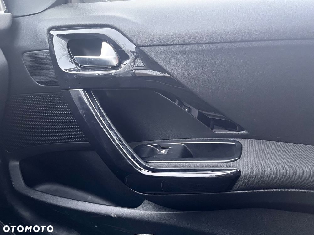 Peugeot 208 PureTech 68 Active - 14