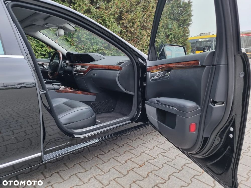 Mercedes-Benz Klasa S 500 L 4Matic 7G-TRONIC - 11